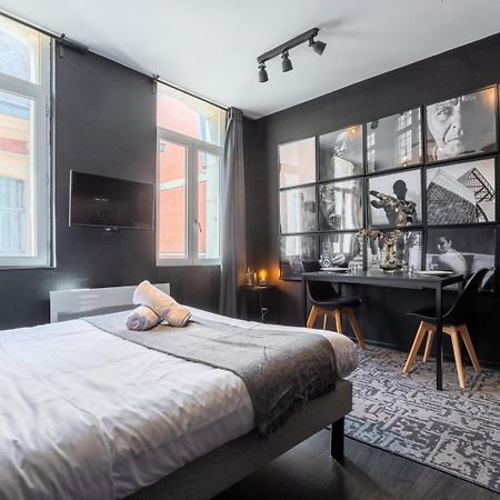 Studio Located On The Grand Place! ليل المظهر الخارجي الصورة