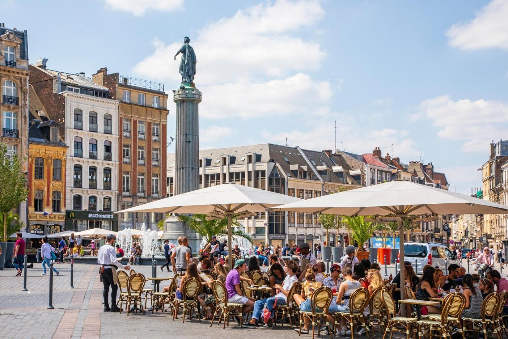 Studio Located On The Grand Place! ليل المظهر الخارجي الصورة